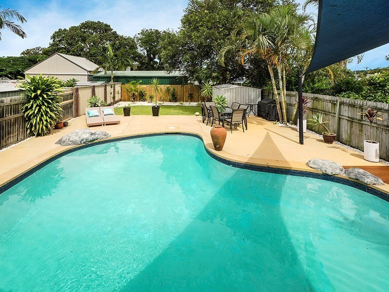 7 BARRON RD, Margate QLD 4019