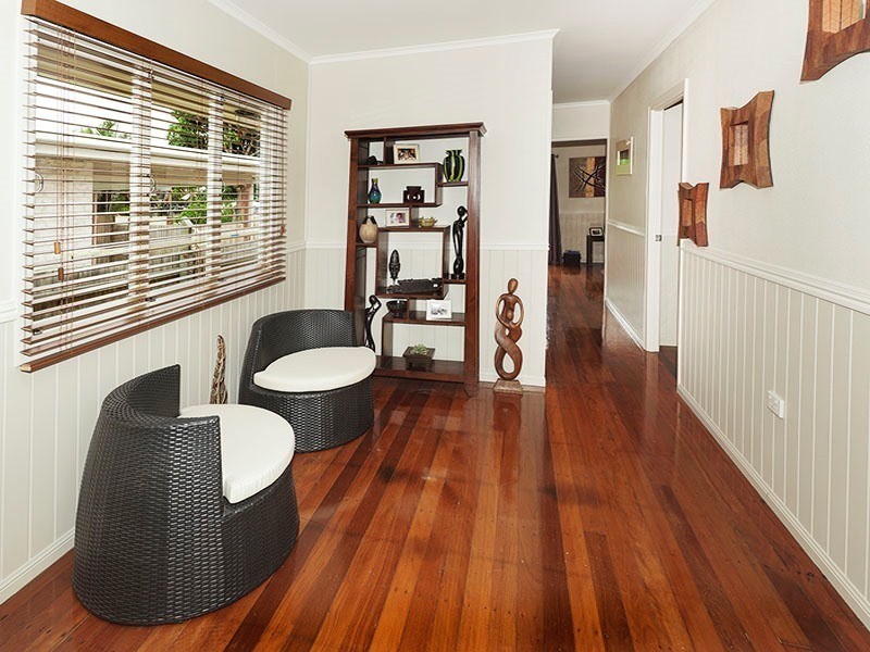 7 BARRON RD, Margate QLD 4019