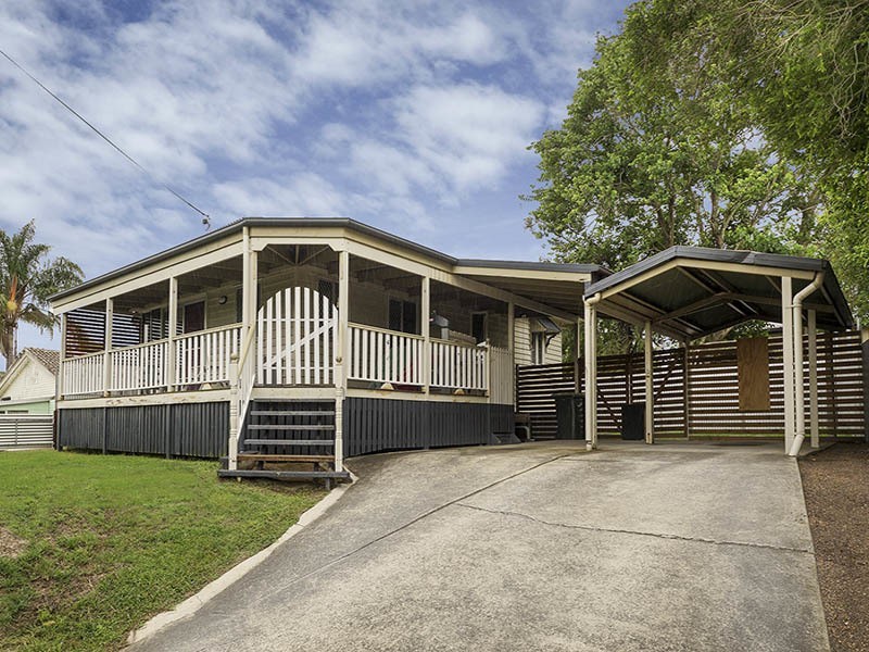 246 MACDONNELL RD, Clontarf QLD 4019