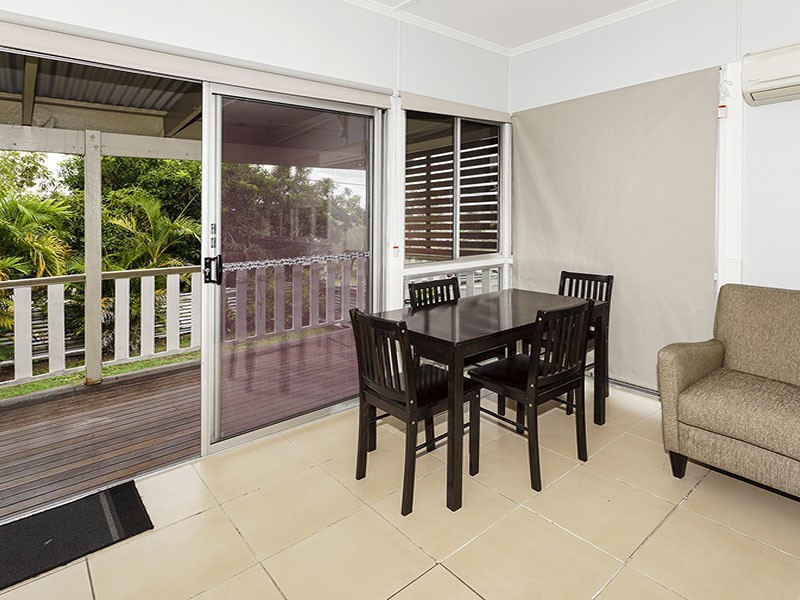 246 MACDONNELL RD, Clontarf QLD 4019
