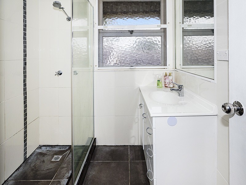 246 MACDONNELL RD, Clontarf QLD 4019