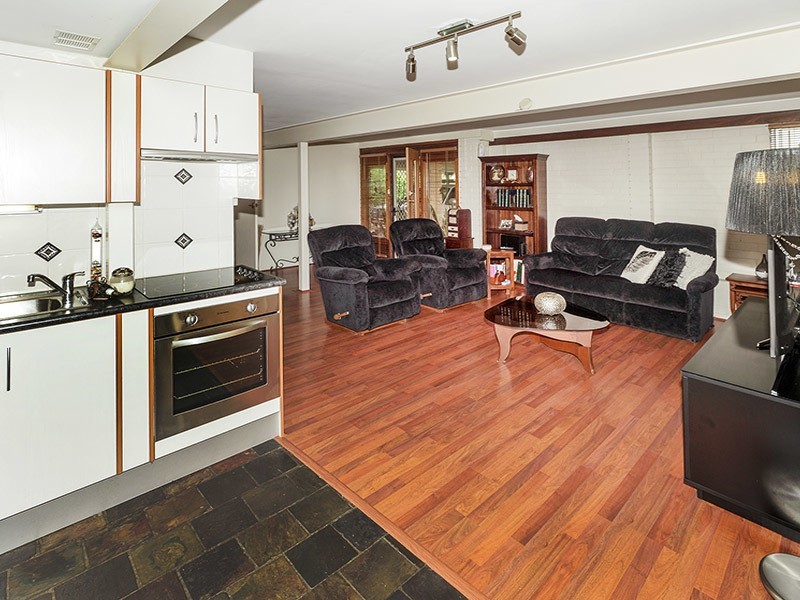 2 CAMELLIA STREET, Clontarf QLD 4019