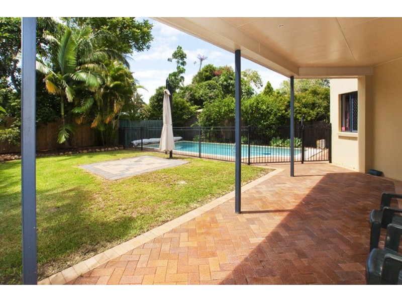 20 OYSTER POINT ESPLANADE, Scarborough QLD 4020