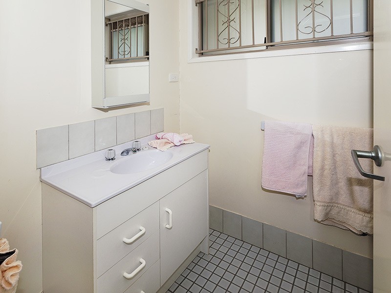 11/2 WATTLE ROAD, Rothwell QLD 4022