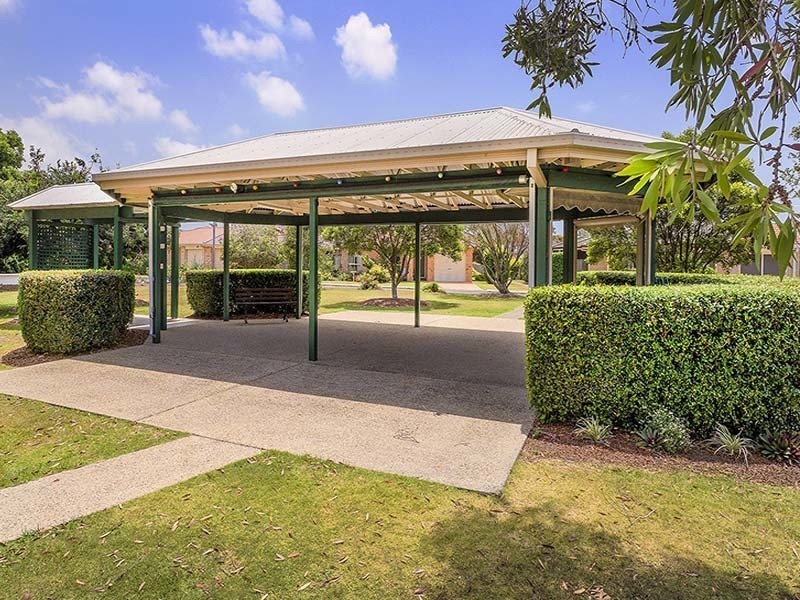 11/2 WATTLE ROAD, Rothwell QLD 4022