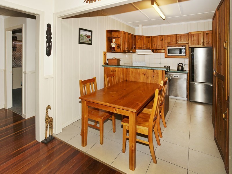 29 ESSEY ST, Clontarf QLD 4019