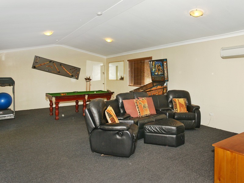 29 ESSEY ST, Clontarf QLD 4019