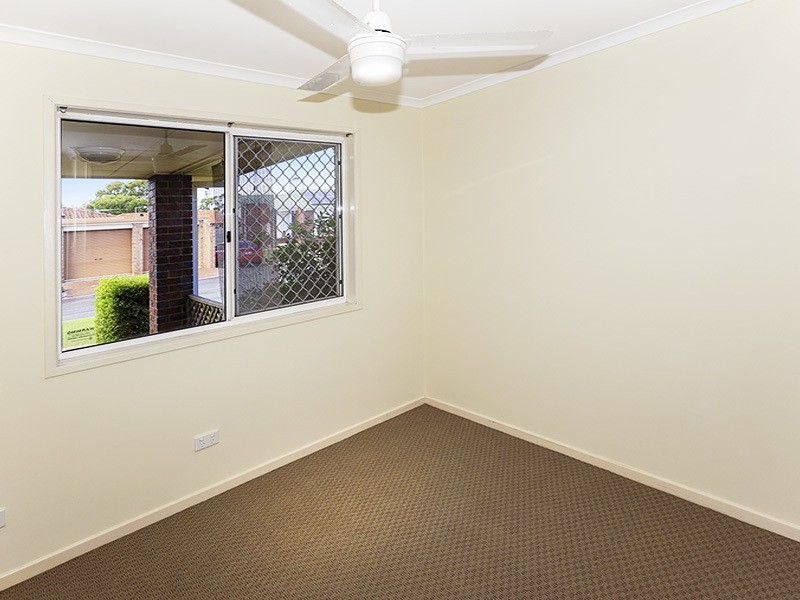 8/2 WATTLE ROAD, Rothwell QLD 4022