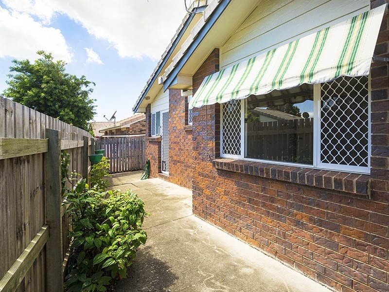 8/2 WATTLE ROAD, Rothwell QLD 4022