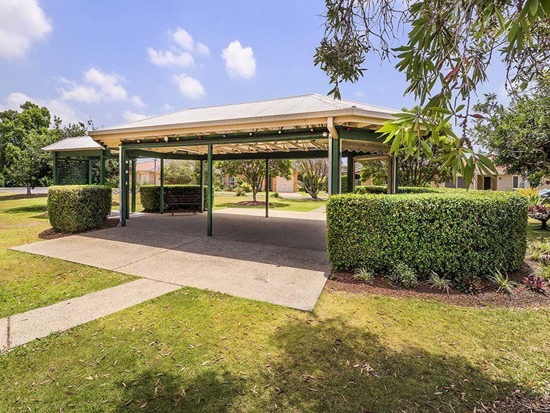 8/2 WATTLE ROAD, Rothwell QLD 4022