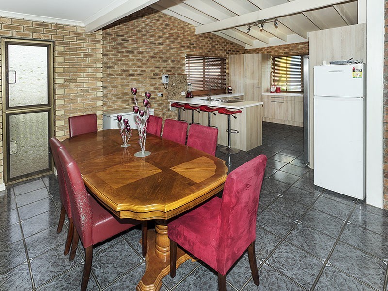 545 ANZAC AVE, Rothwell QLD 4022