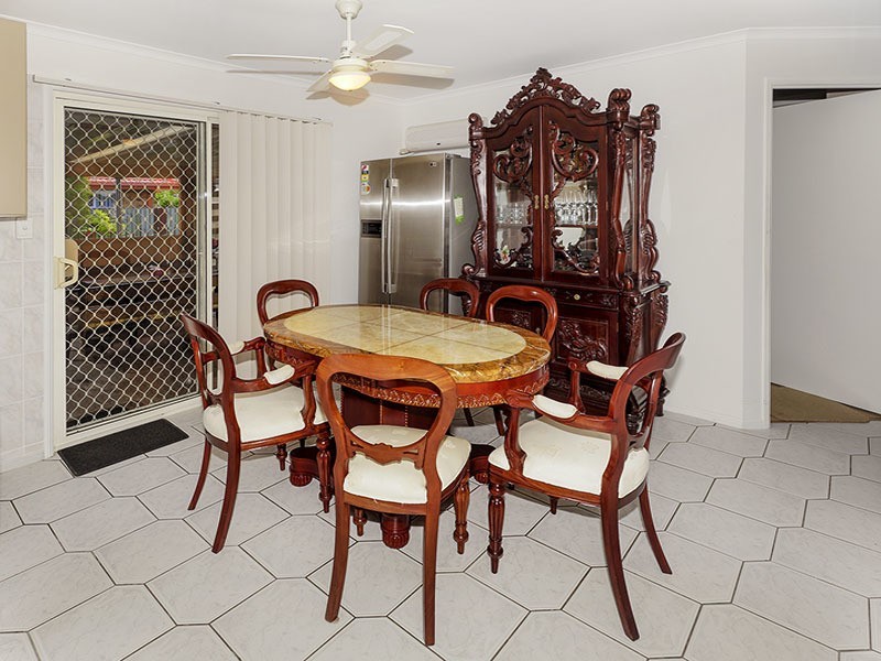 33  XANADU CRES, Rothwell QLD 4022