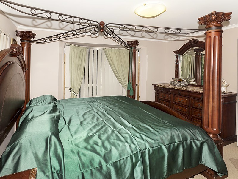 33  XANADU CRES, Rothwell QLD 4022