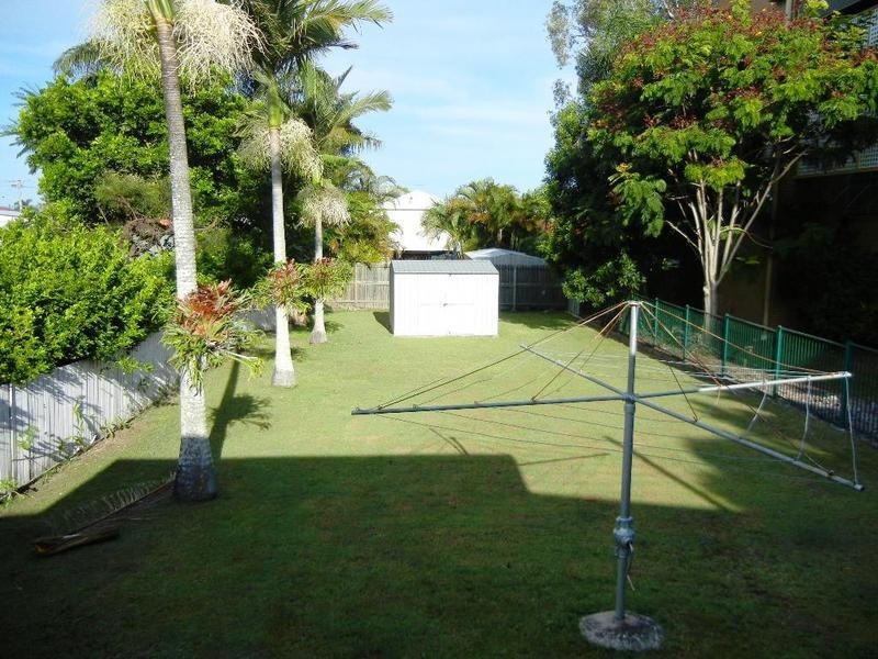 306 SCARBOROUGH ROAD, Scarborough QLD 4020