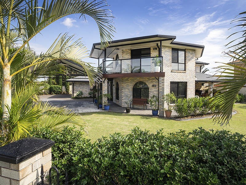 20 SANDS ST, Redcliffe QLD 4020