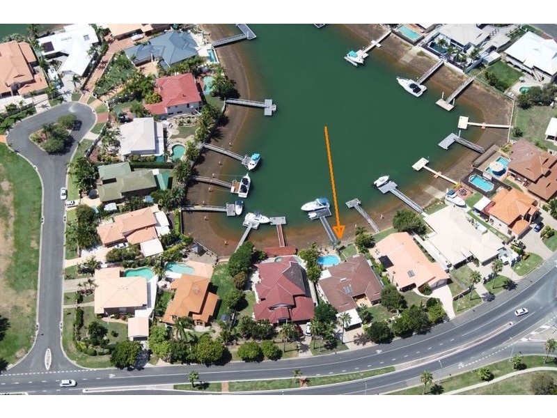 111 GRIFFITH ROAD, Newport QLD 4020