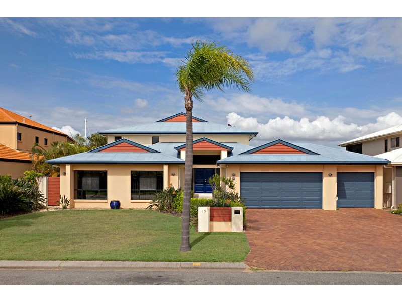 15 DEFENDER STREET, Newport QLD 4020