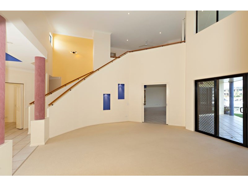 15 DEFENDER STREET, Newport QLD 4020