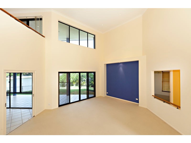 15 DEFENDER STREET, Newport QLD 4020