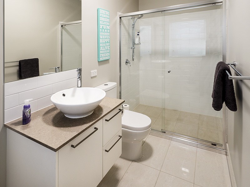 4 SWAN ST, Margate QLD 4019