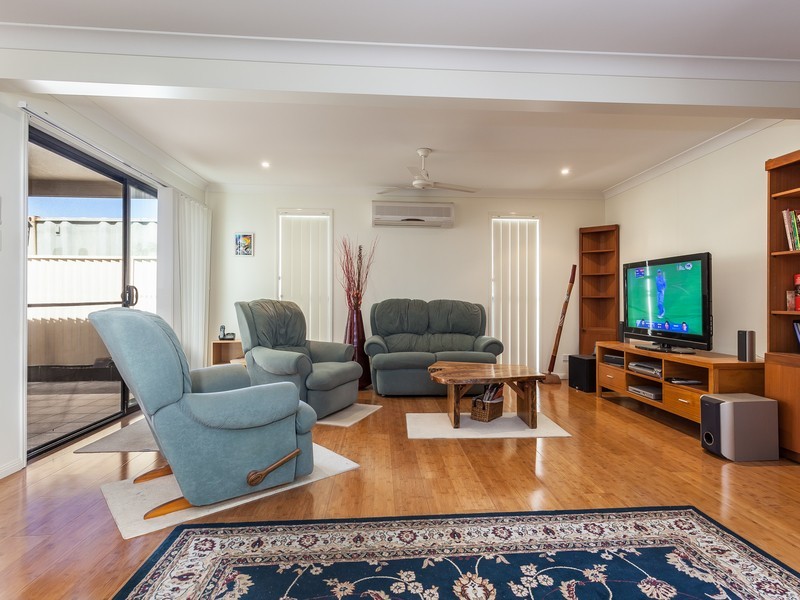 52 GRACE STREET, Scarborough QLD 4020