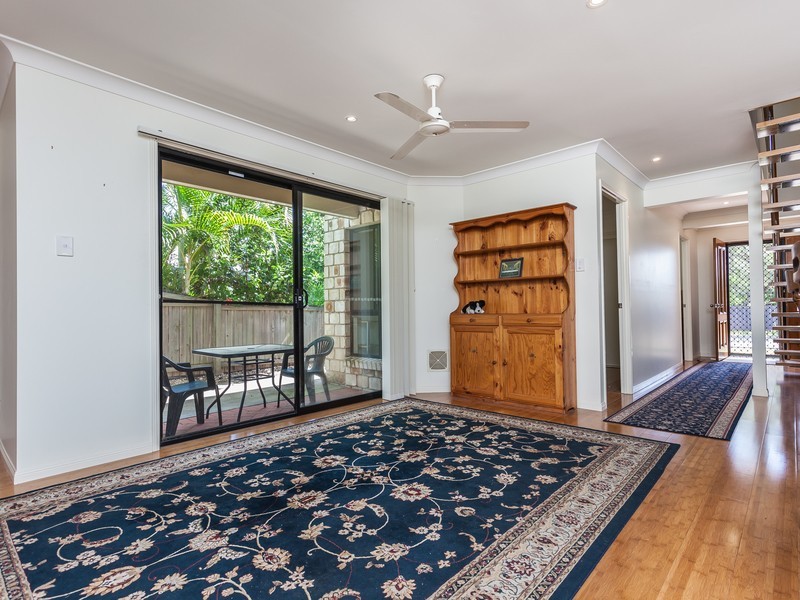 52 GRACE STREET, Scarborough QLD 4020