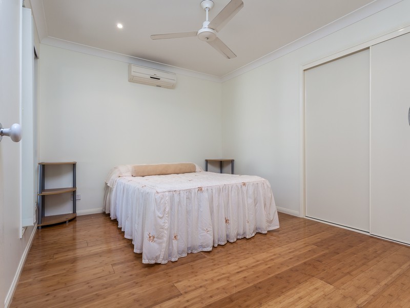 52 GRACE STREET, Scarborough QLD 4020