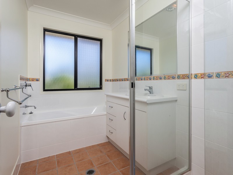 52 GRACE STREET, Scarborough QLD 4020