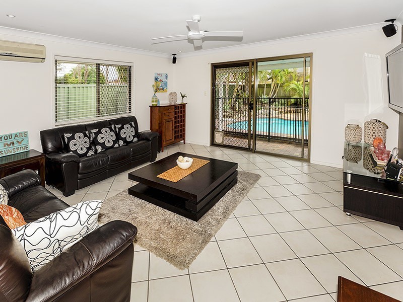 29 SOUTHERN CROSS DRIVE, Newport QLD 4020