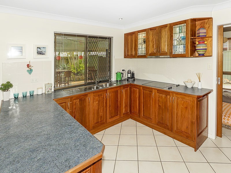 29 SOUTHERN CROSS DRIVE, Newport QLD 4020