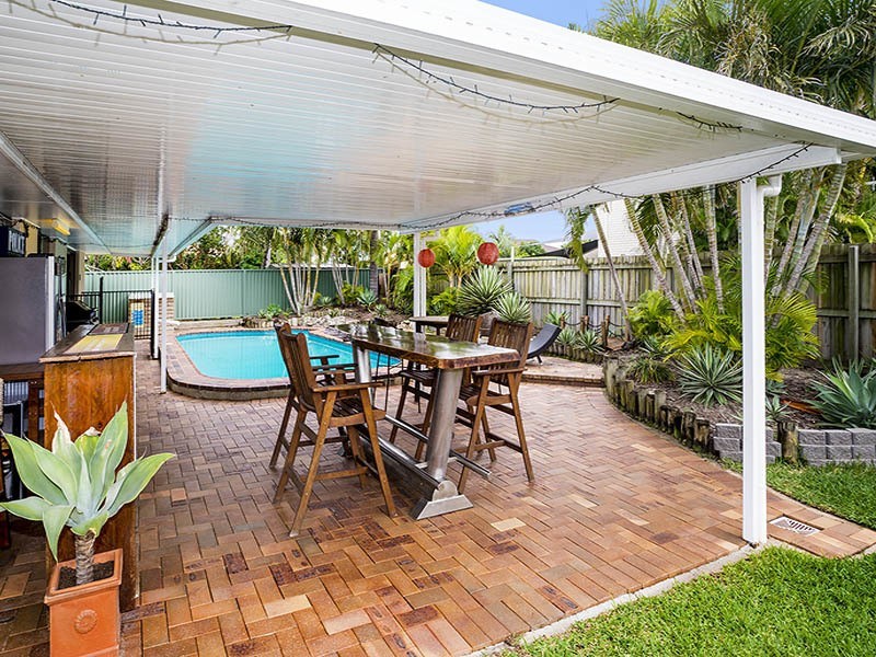 29 SOUTHERN CROSS DRIVE, Newport QLD 4020