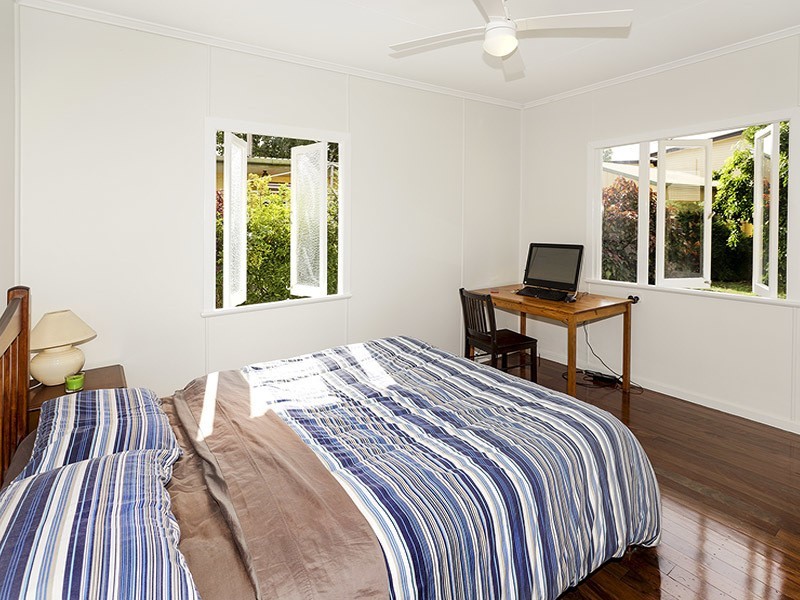 118 MAINE RD, Clontarf QLD 4019