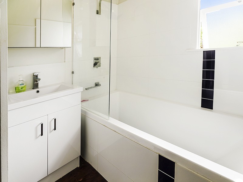 118 MAINE RD, Clontarf QLD 4019