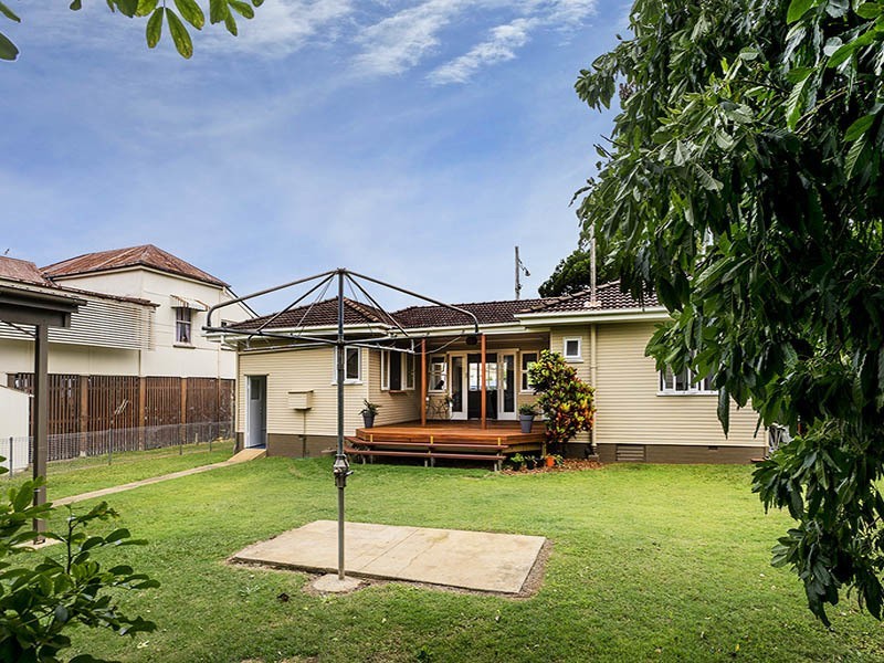 118 MAINE RD, Clontarf QLD 4019