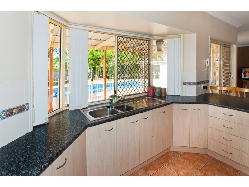 22 XANADU CRES, Rothwell QLD 4022