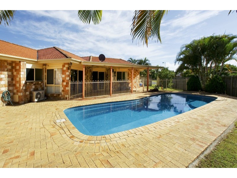 22 XANADU CRES, Rothwell QLD 4022
