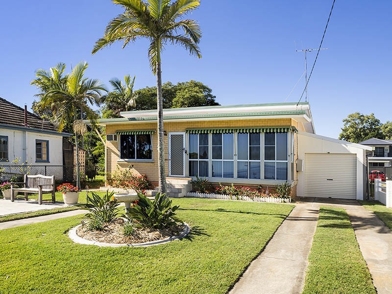 36 OYSTER POINT ESPLANADE, Scarborough QLD 4020