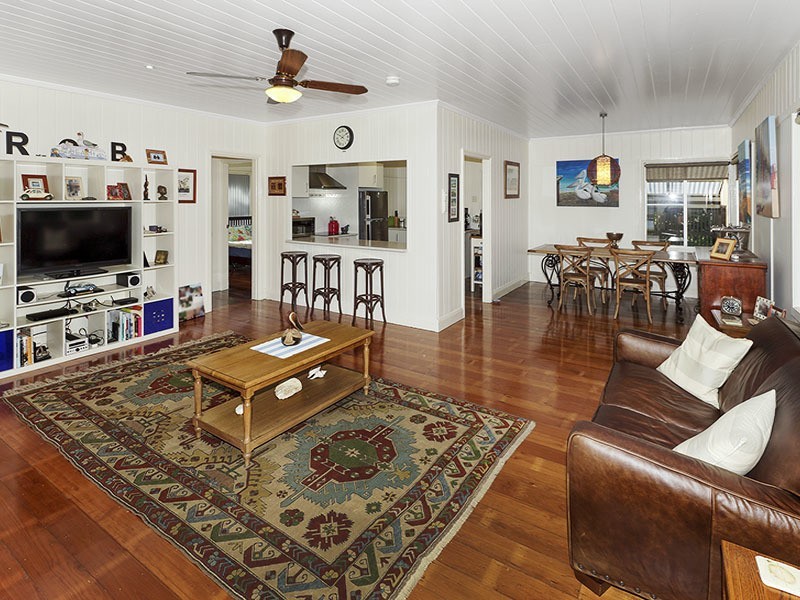 36 OYSTER POINT ESPLANADE, Scarborough QLD 4020