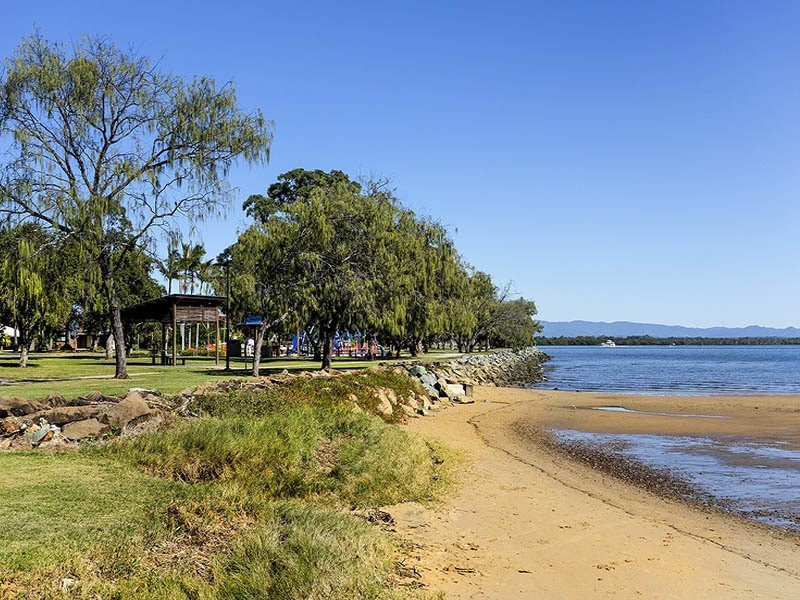 36 OYSTER POINT ESPLANADE, Scarborough QLD 4020