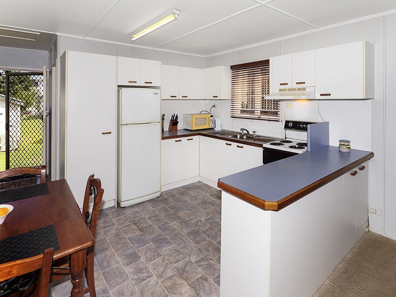 21A  MCANENY STREET, Redcliffe QLD 4020