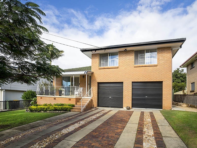 8  CEDAR ST, Clontarf QLD 4019