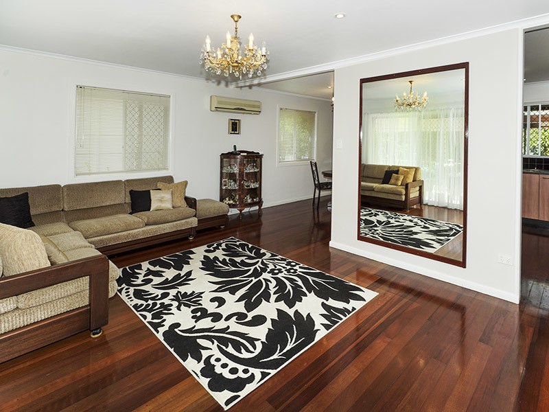 8  CEDAR ST, Clontarf QLD 4019