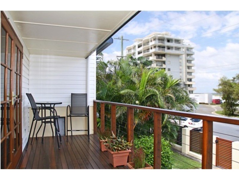 4 LILLA STREET, Woody Point QLD 4019
