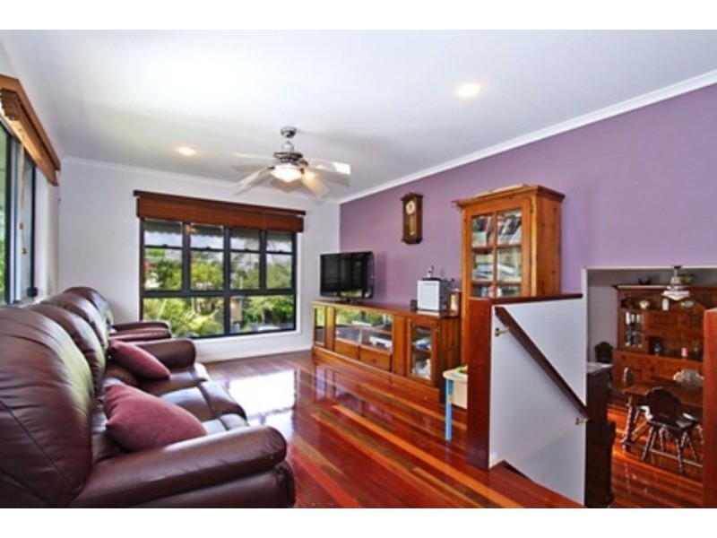 4 LILLA STREET, Woody Point QLD 4019