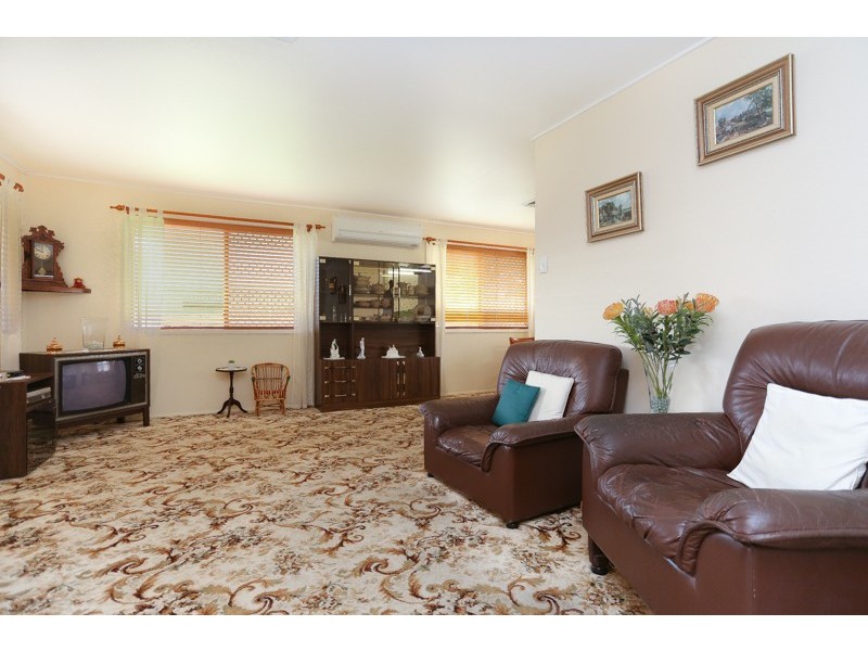 35 GARDENIA ST, Clontarf QLD 4019