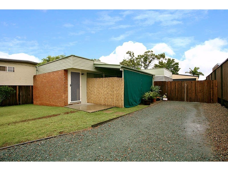 61 LUCAS STREET, Scarborough QLD 4020