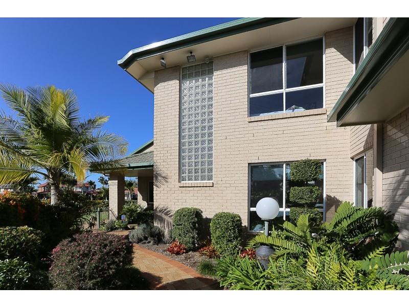 25  ENTERPRISE COURT, Newport QLD 4020