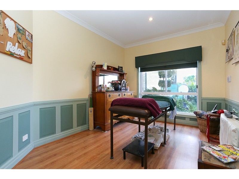 25  ENTERPRISE COURT, Newport QLD 4020