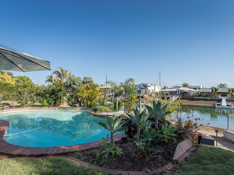 142  GRIFFITH RD, Newport QLD 4020