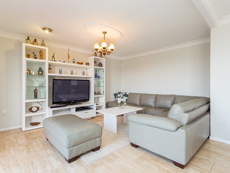 142  GRIFFITH RD, Newport QLD 4020